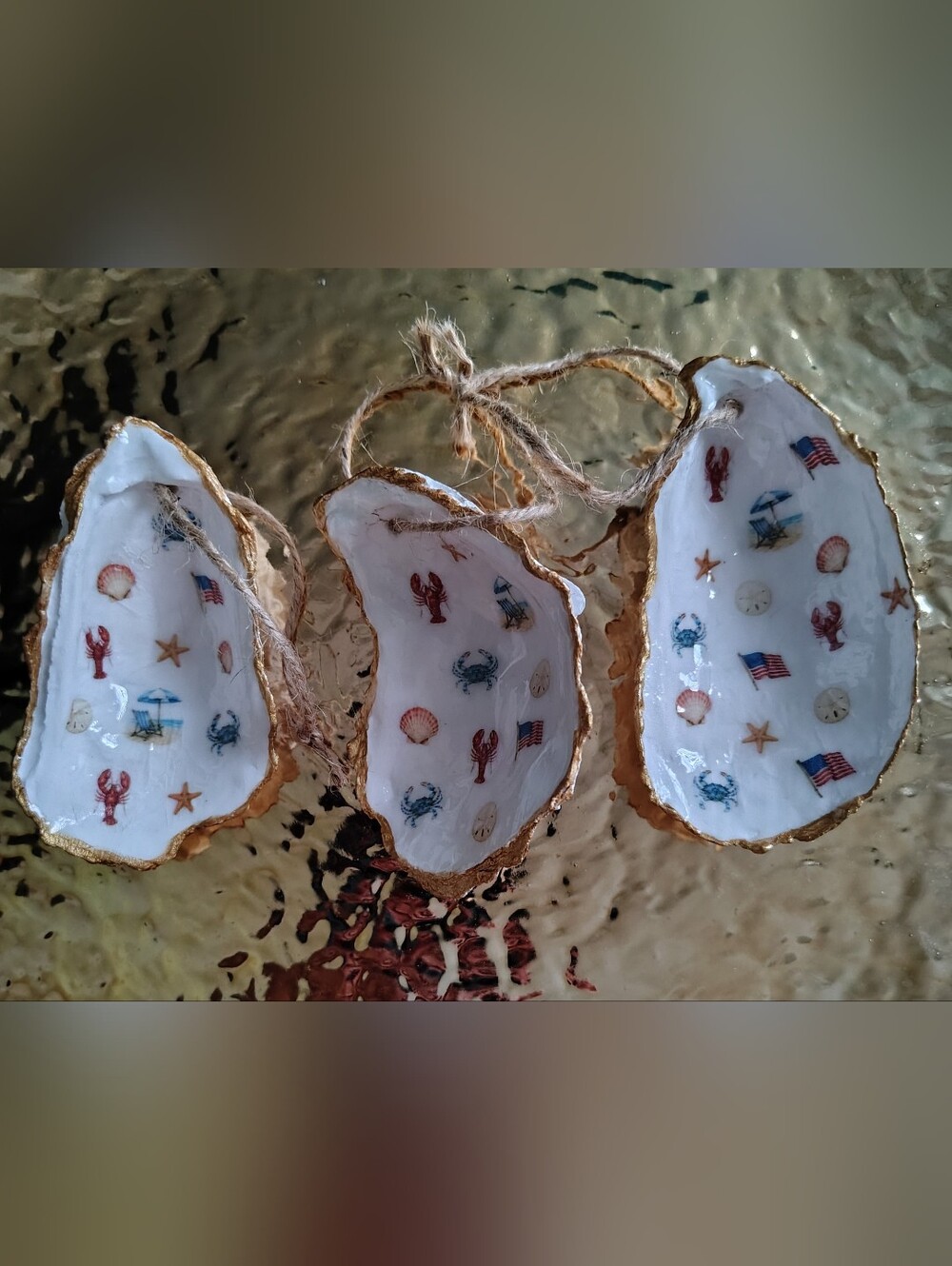 Patriotic Oyster Shell Decor Trio - White with Gold Trim